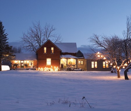 exterior-sarahrichardson-holiday_NO10